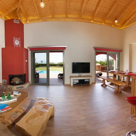 Trapezaki Queen Villa